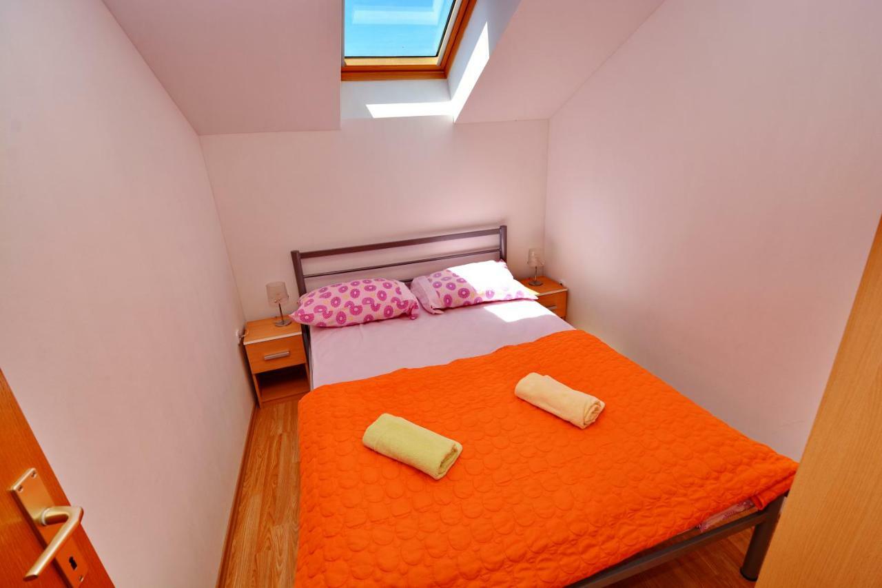 Apartment Blue Sali Bagian luar foto
