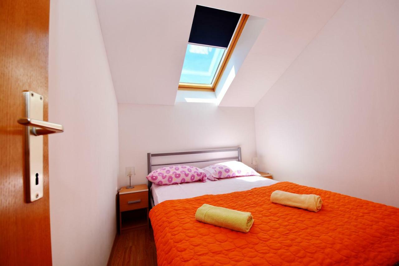 Apartment Blue Sali Bagian luar foto