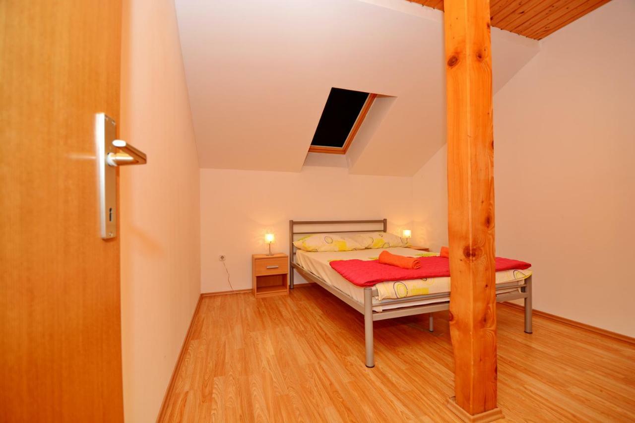 Apartment Blue Sali Bagian luar foto