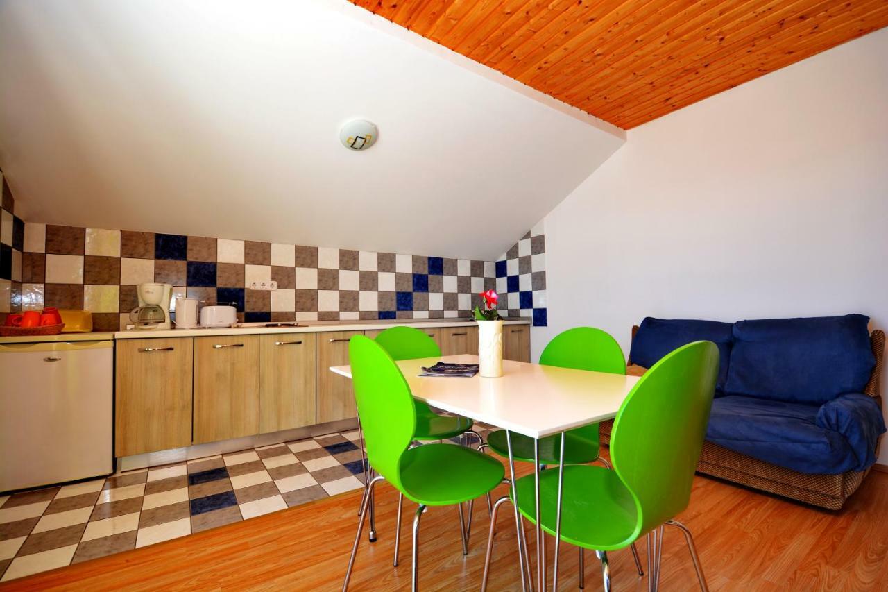 Apartment Blue Sali Bagian luar foto