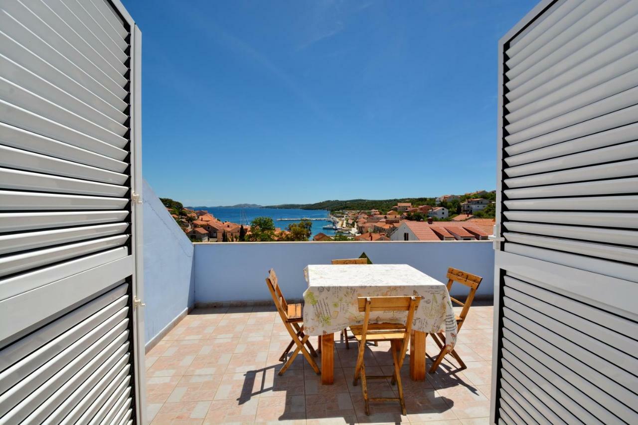 Apartment Blue Sali Bagian luar foto