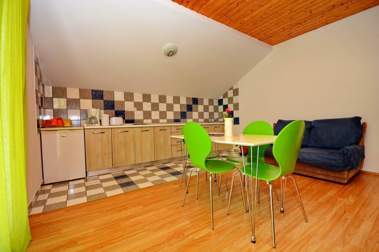 Apartment Blue Sali Bagian luar foto